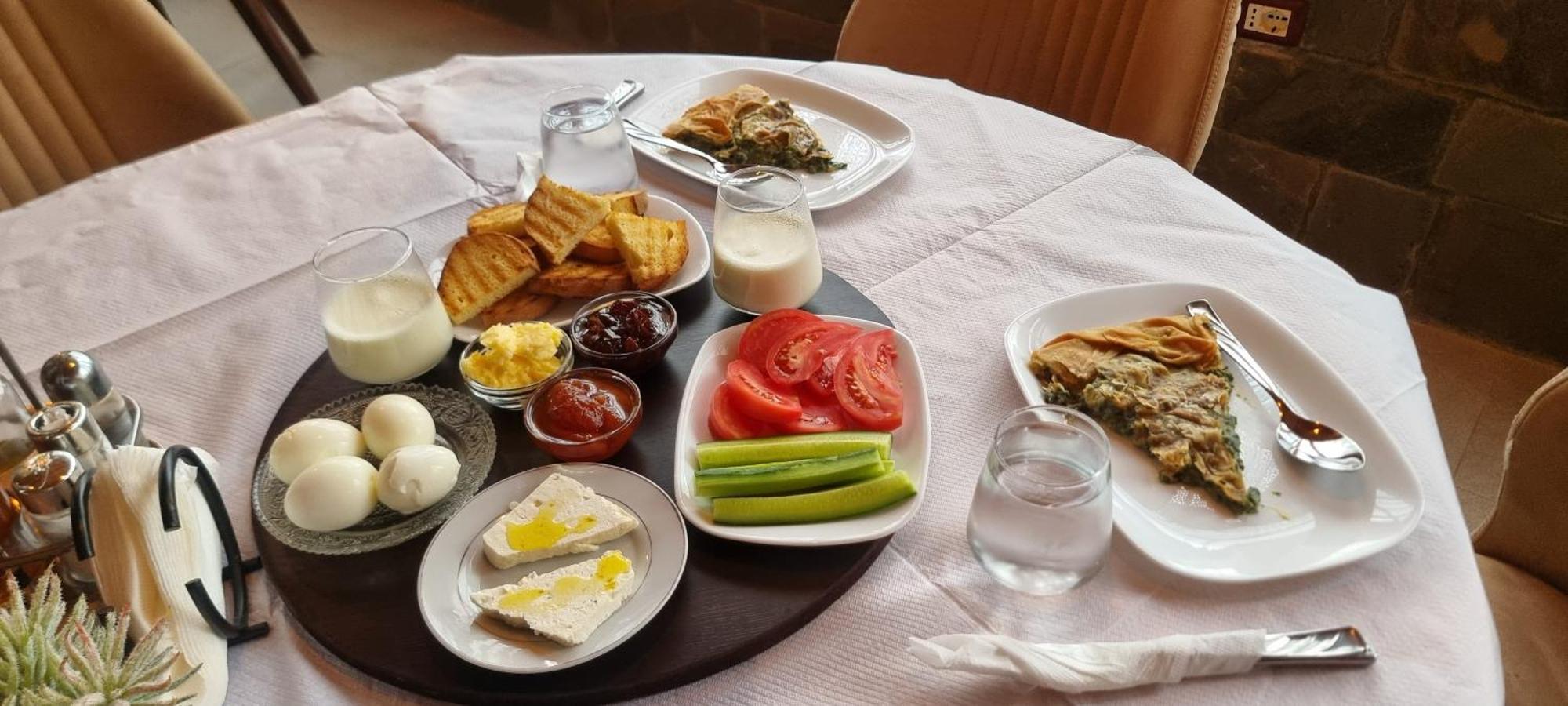 Salillari Guest House Берат Экстерьер фото
