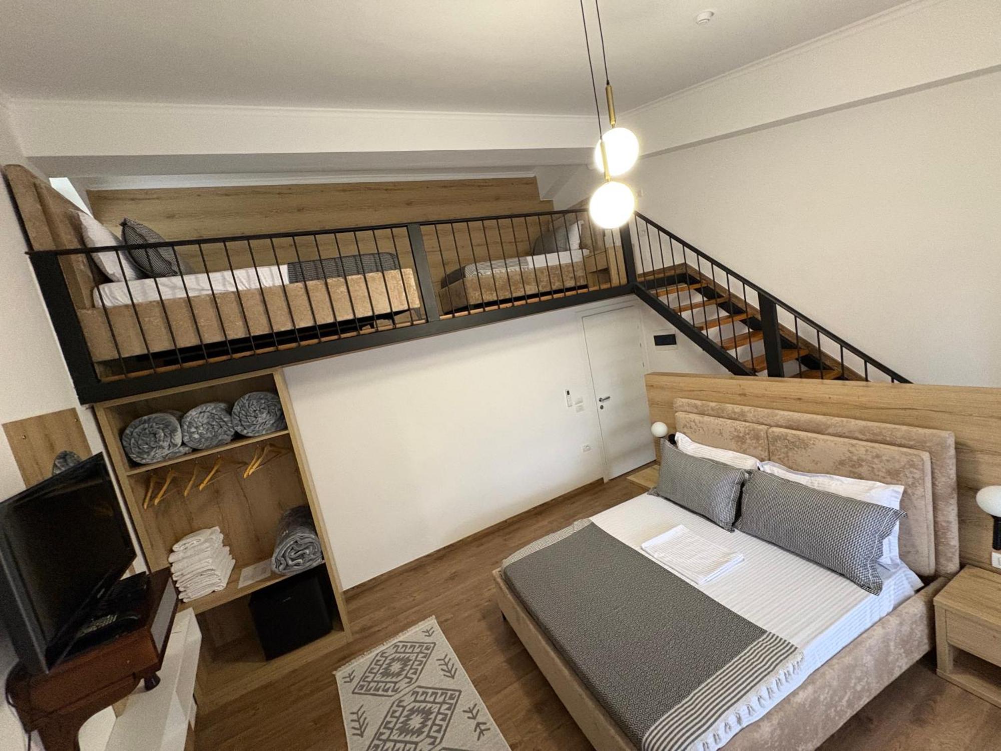 Salillari Guest House Берат Экстерьер фото